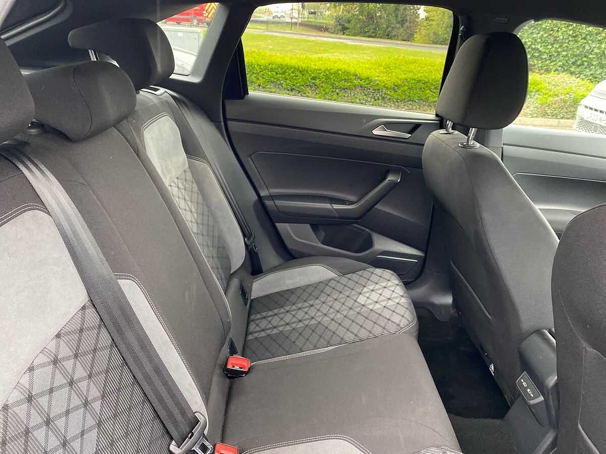 Volkswagen Taigo 1.0 TSI (110ps) R-Line