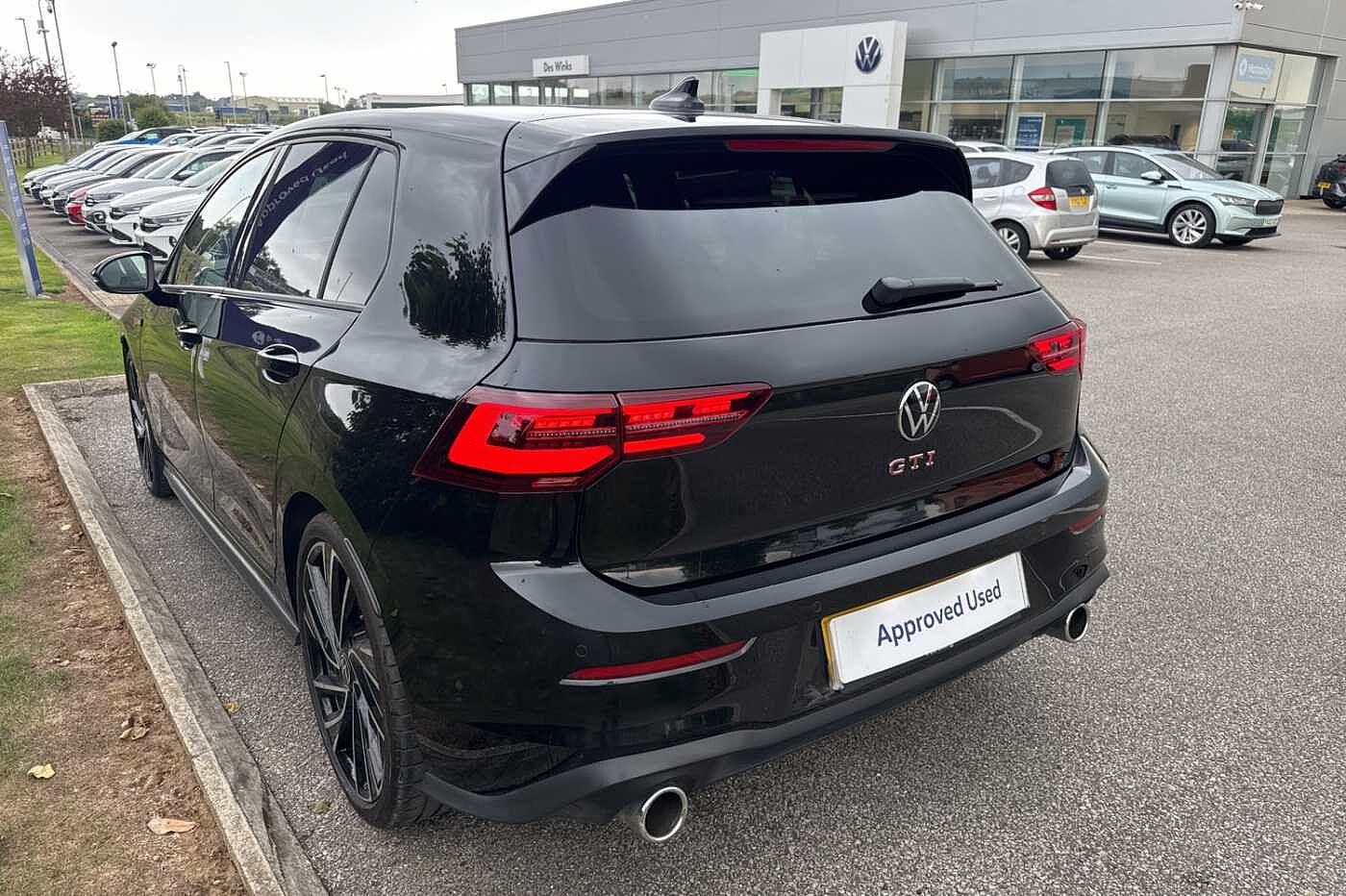 Volkswagen Golf GTI