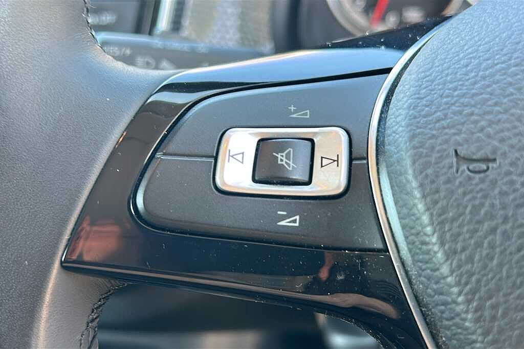 Volkswagen up! 5-Dr 2020 1.0 (65ps) Up R-Line SRE BMT EVO
